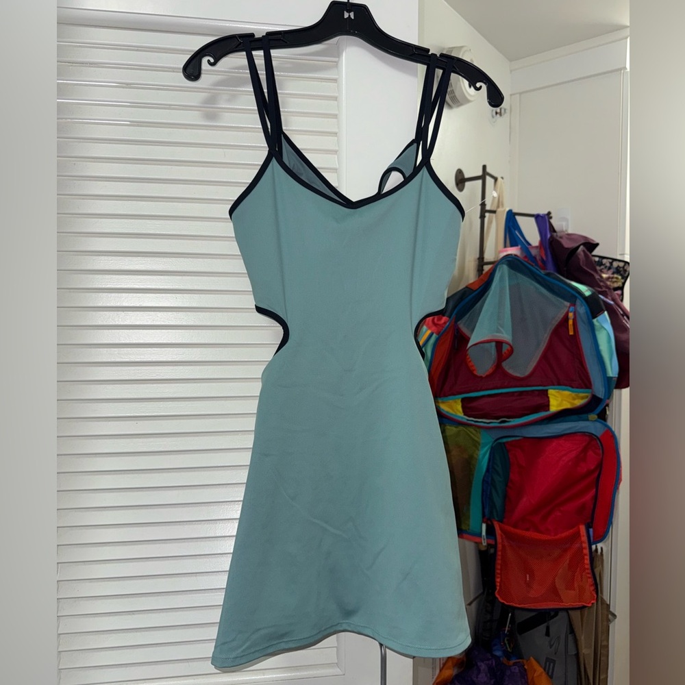 Elegant Teal Sleeveless Dress